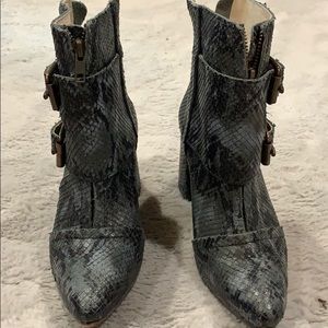 Free bird Joey boots